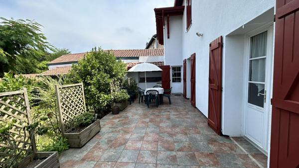 Maison
                                                                                                                                                                                                                                                                                                                        4 pièce(s)                                                                                                                                                                                                          3 chambre(s)                                                                                                                                                                                                          125  m²