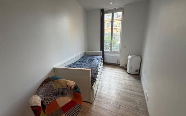 Appartement à vendre    3 pièces • 45 m2 Nice