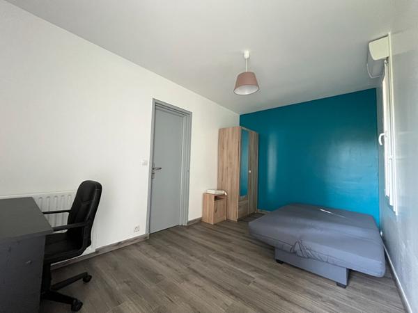 RENNES HENRI FREVILLE - Chambre meublée dans appartement refait à neuf