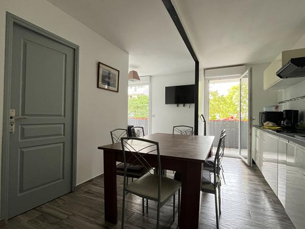 RENNES HENRI FREVILLE - Chambre meublée dans appartement refait à neuf