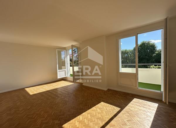 APPARTEMENT  T4 AVEC GARAGE ET BALCON