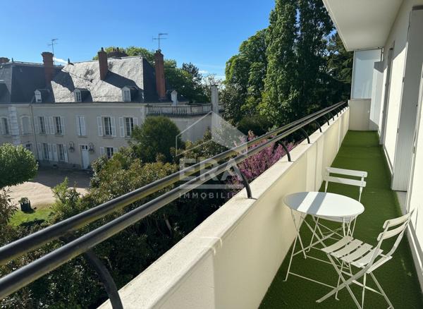 APPARTEMENT  T4 AVEC GARAGE ET BALCON