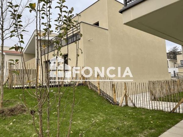 Location Appartement 2 pièces 43.78 m² - 893 RUE JEAN BAPTISTE MARTINI Villefranche S/s 69400