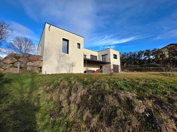 Maison à vendre 6 pièces proche de MONTBRISON (42)