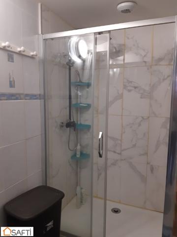 Loft /surface/ dépôt / Atelier