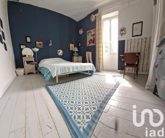 Maison 6 pièces de 210 m² à Payrac (46350)