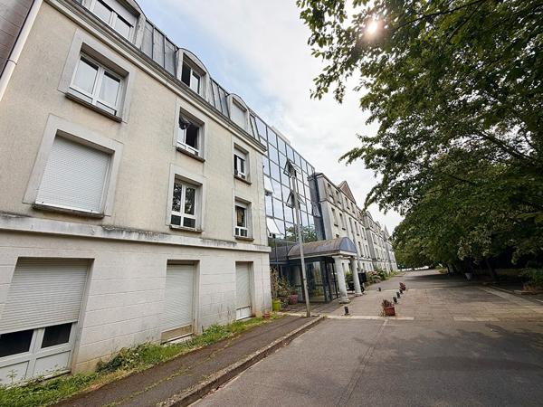 Appartement Cergy 1 pièce(s) 93 000 € **  - Référence  2325
