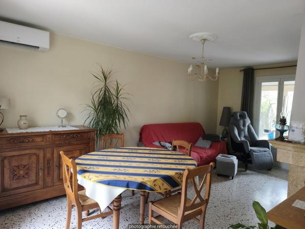 AVIGNON - LE PONTET - ROUTE DE SAINT SATURNIN LES AVIGNON - Maison 4 pièces 92m² avec jardin, garage et véranda