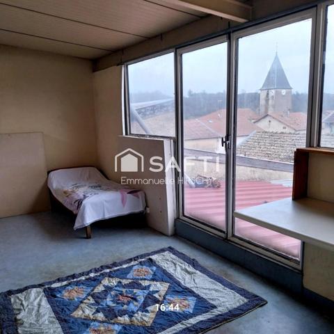 Loft lumineux de 100m2 avec atelier de forgeron