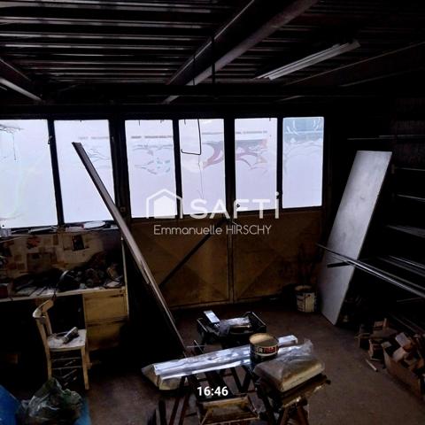 Loft lumineux de 100m2 avec atelier de forgeron