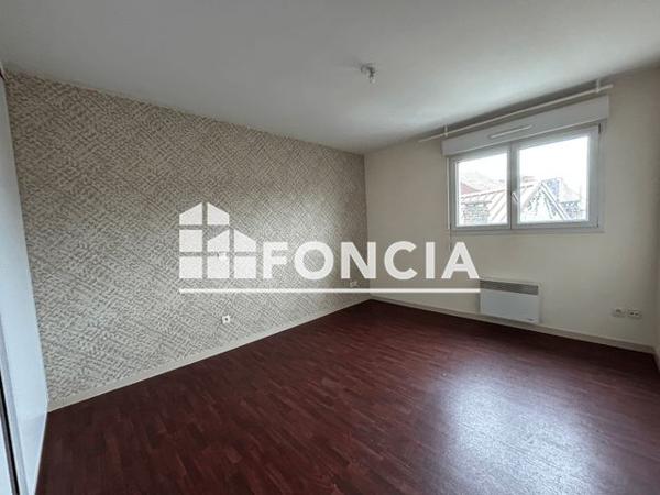 Location Appartement 3 pièces 92.63 m² - 7 AVENUE DE VARSOVIE PORTE 101 Lens 62300