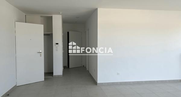 Location Appartement 3 pièces 63.9 m² - Monteux 84170