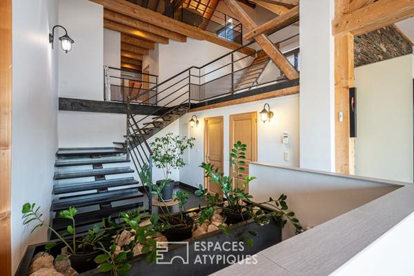 Ancien corps de ferme rénové en habitations