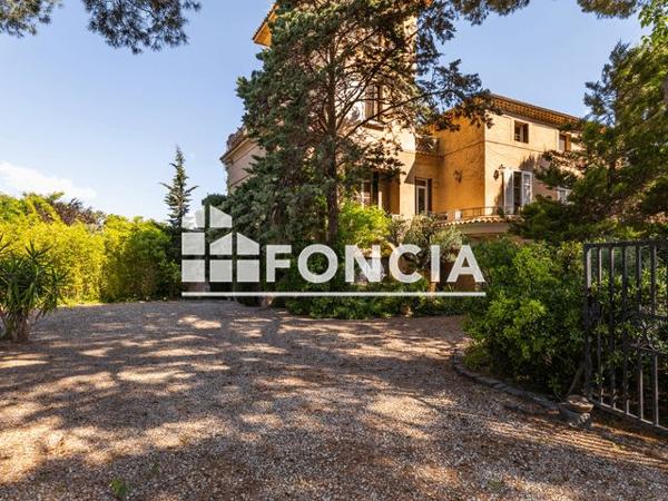 À vendre Maison 9 pièces 765 m² - Sauvian 34410