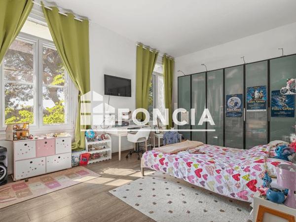 À vendre Maison 9 pièces 765 m² - Sauvian 34410