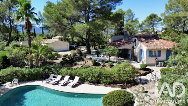 Maison à vendre 7 pièces 157 m² Roquebrune-sur-Argens