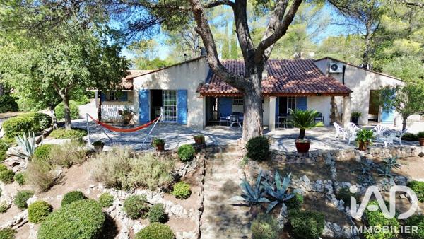 Maison à vendre 7 pièces 157 m² Roquebrune-sur-Argens