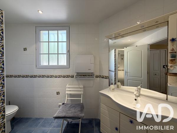 Maison à vendre 7 pièces 157 m² Roquebrune-sur-Argens
