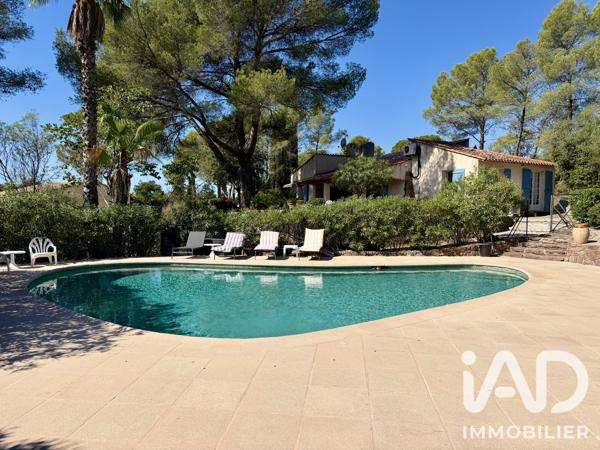 Maison à vendre 7 pièces 157 m² Roquebrune-sur-Argens