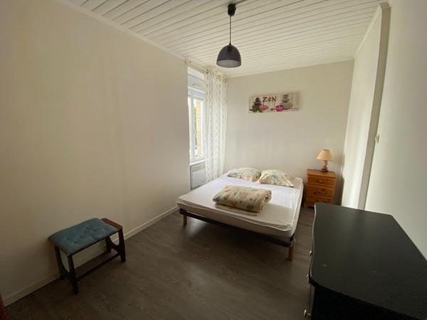 A LOUER - APPARTEMENT T2 MEUBLE à QUEVERT - AXE DINAN -  DINARD