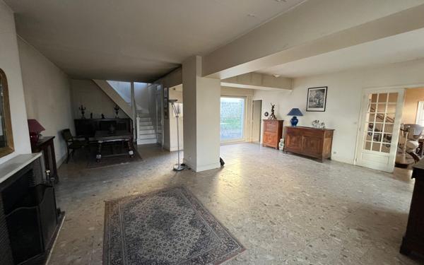 Maison à vendre    8 pièces • 229 m2 Limoges