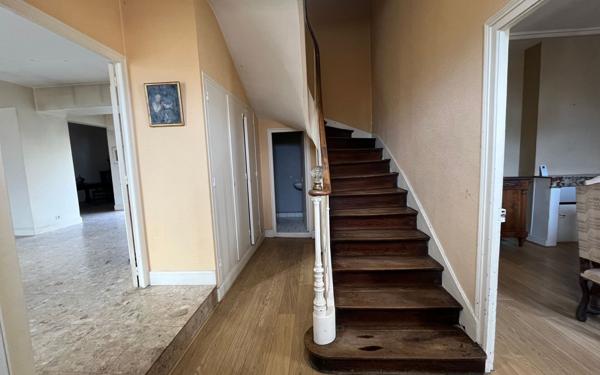 Maison à vendre    8 pièces • 229 m2 Limoges