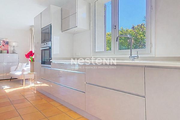 Villa de 168m² - Vue mer & collines - 4 Chambres - Piscine