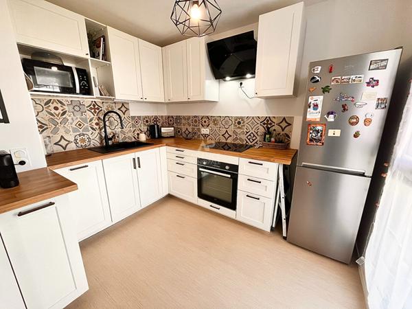 Appartement Cergy 3 pièce(s) 70 m2 €212 000 ** - Référence 2231