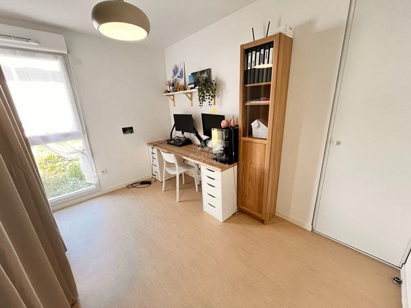 Appartement Cergy 3 pièce(s) 70 m2 €212 000 ** - Référence 2231