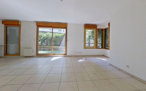 Appartement à vendre    3 pièces • 74 m2 Lyon 5