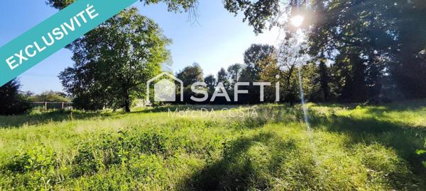 TERRAIN PLAT CONSTRUCTIBLE 985 M2