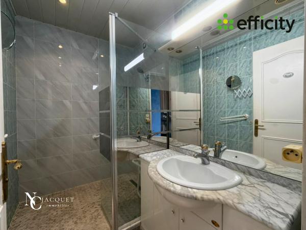 Appartement
         4 pièces
        - 85 m² Exclusivité 164 000 € *