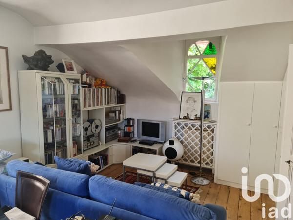 Maison traditionnelle 8 pièces de 159 m² à Yerres (91330)