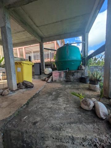 Grande maison sur 2 niveaux