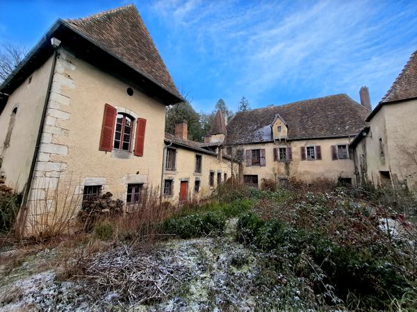 Chateau à vendre à Champagnac-la-Rivière (87150) - Haute-Vienne