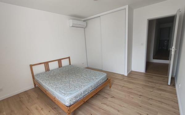 Maison à louer    4 pièces •  Pomérols