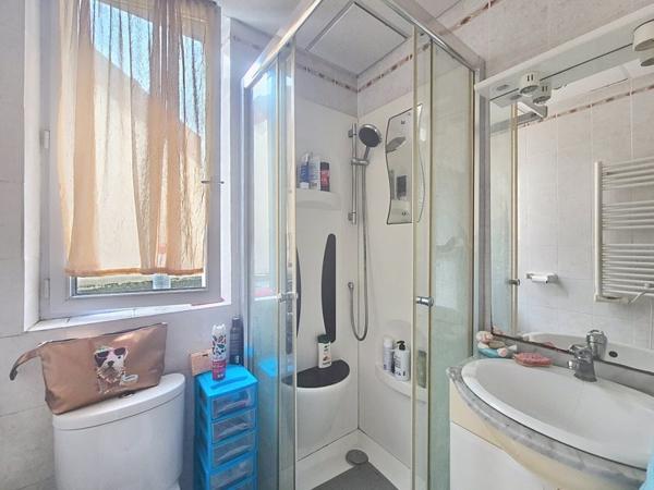 Maison à vendre 64 960 € Montluçon 4 p 70 m² DPE F