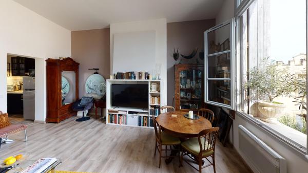 Montpellier (34000) Charmant T2 rénové centre historique Montpellier