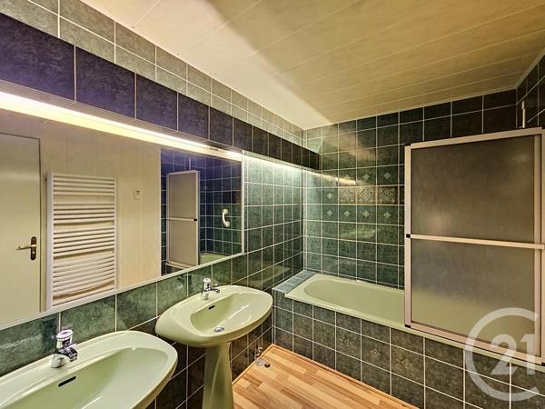 Maison à vendre  5 pièces - 142,50 m 2   MIGNE AUXANCES  - 86