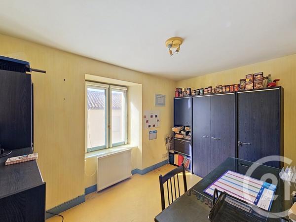 Maison à vendre  5 pièces - 142,50 m 2   MIGNE AUXANCES  - 86