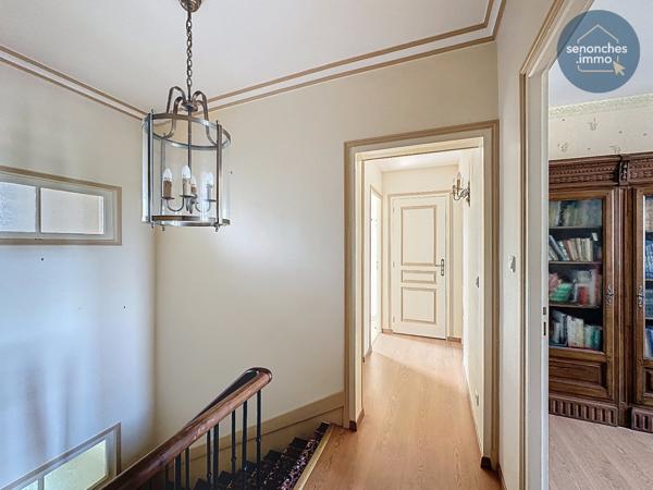 Maison familiale 4 chambres avec grand terrain et double garage à Bretoncelles (61110)