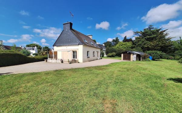 Maison à vendre    5 pièces •  Lanmeur