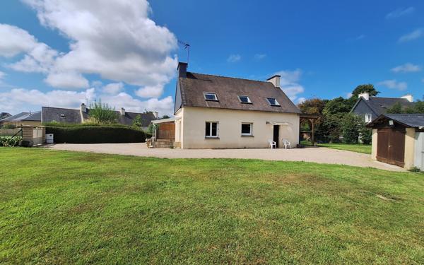 Maison à vendre    5 pièces •  Lanmeur