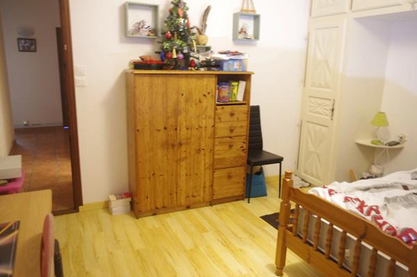 Maison à vendre PESSAN de 6 pièces, 4 chambres, terrain et garage double.