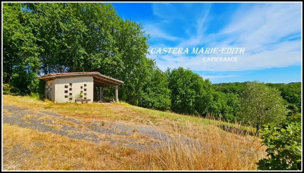 Maison à vendre 6 pièces PROCHE AUCH + Terrain agricole de 1ha 46ca 30a idéal cheval.