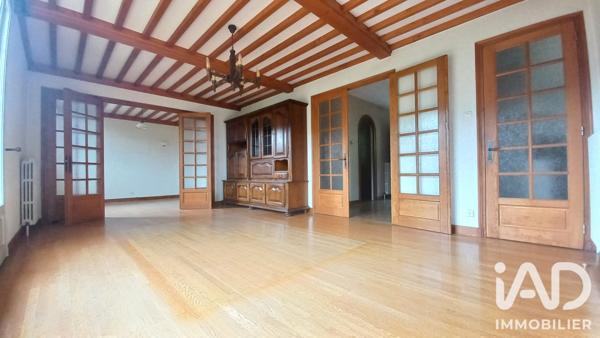 Maison à vendre 5 pièces 104 m² Saint-Julien-Molin-Molette