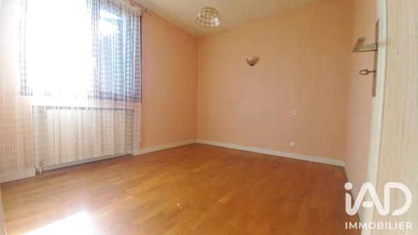 Maison à vendre 5 pièces 104 m² Saint-Julien-Molin-Molette