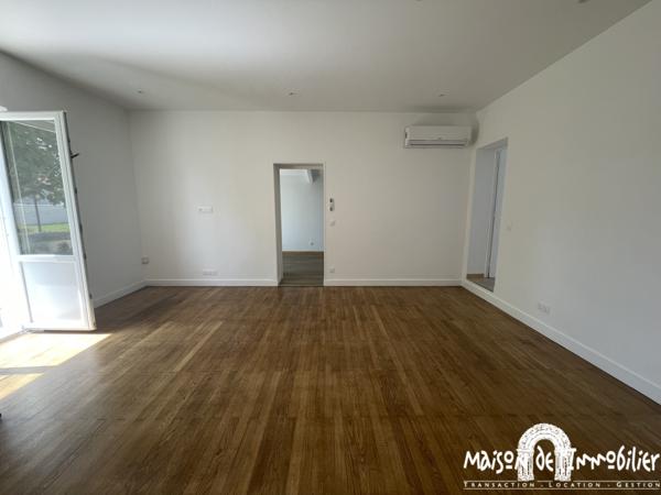 Vente Maison de plain-pied - 4 pièces - 88m² - CHATEAUBERNARD