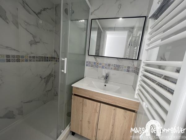 Vente Maison de plain-pied - 4 pièces - 88m² - CHATEAUBERNARD