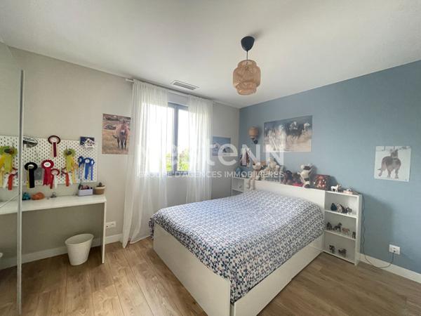 PESSAC- MONTEIL - Maison Contemporaine 6 pièce(s) 146 m2 - 5ch - Piscine - Jardin - Garage